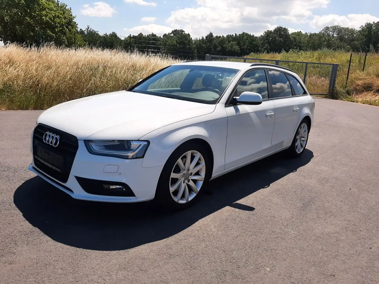Audi A4 Avant 1.8 TFSI Ambiente,Bi-Xenon,Sitzheizung Wit - 1
