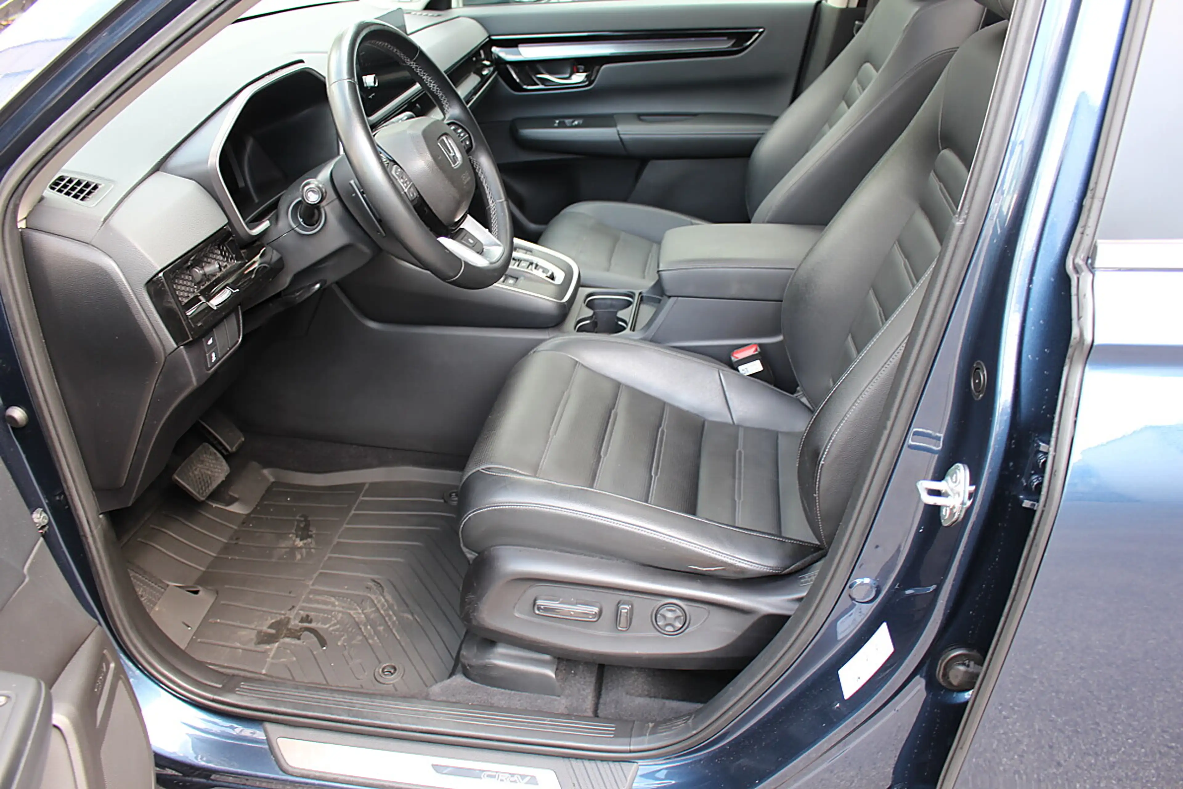 Honda CR-V 2,0 i-MMD e:HEV Advance AWD Aut. — photo 10