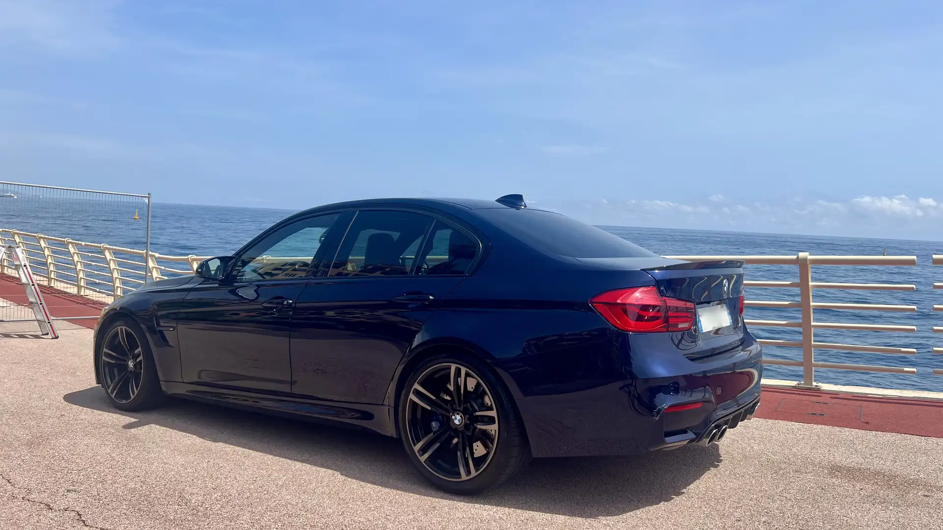 BMW M3 BMW M3 F80 DKG - 431 CH - 12/2015 Azul - 2
