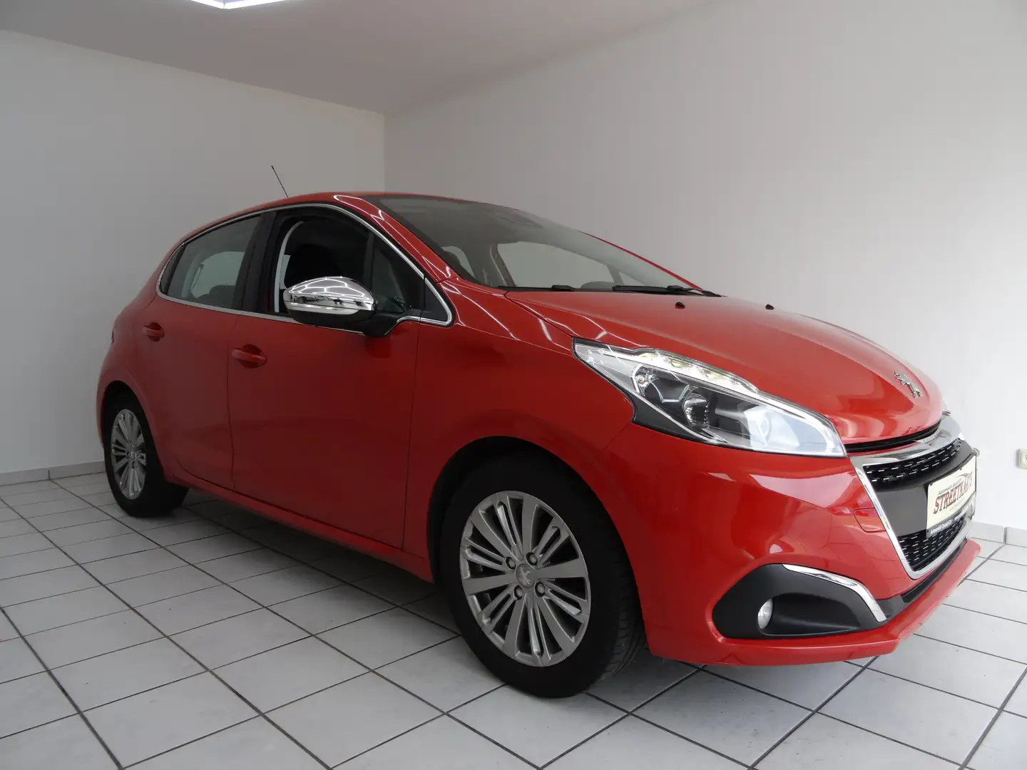 Peugeot 208 Allure 1. Hand LED Klima Navi BC Orange - 1