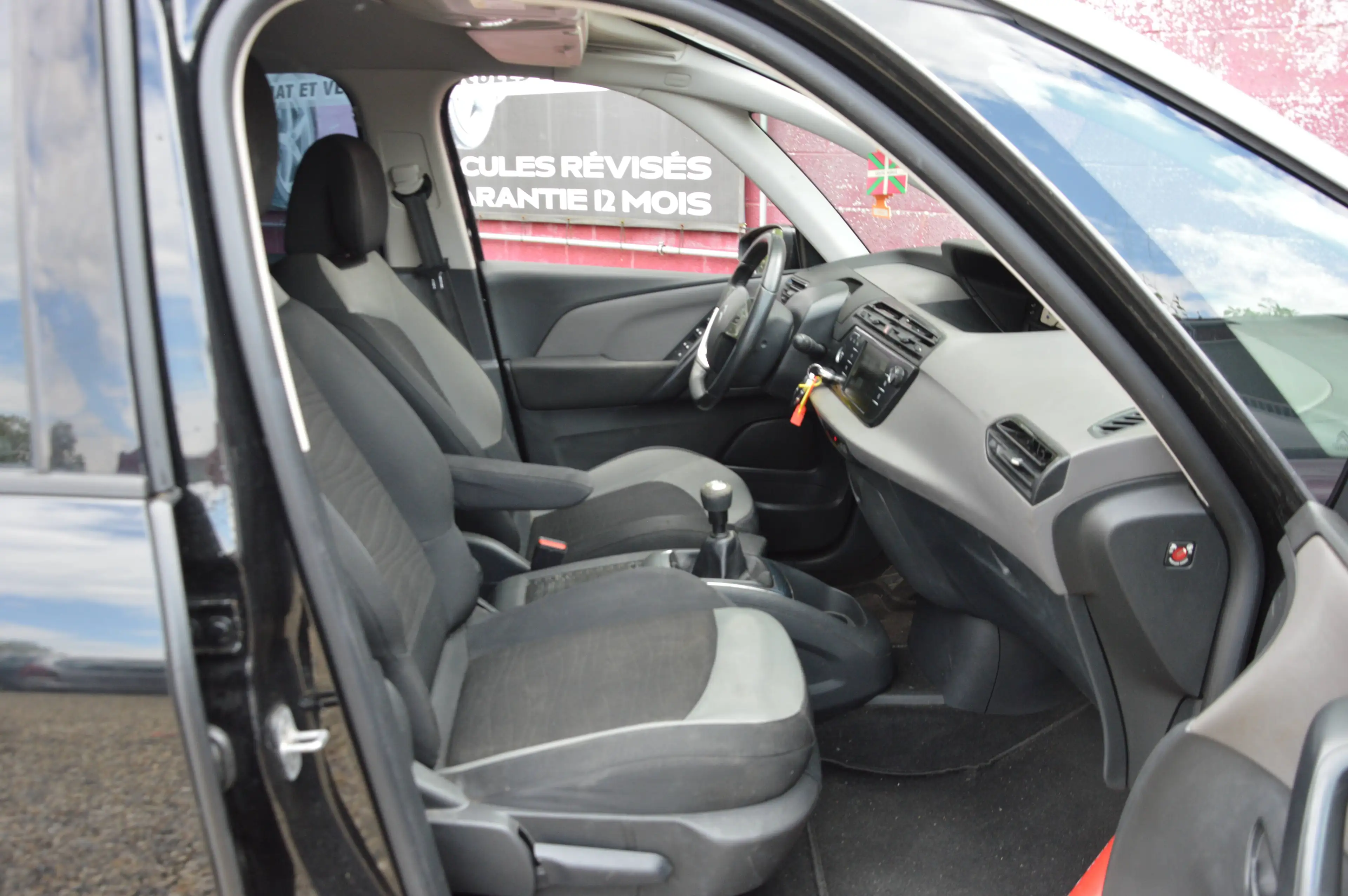 Citroen Grand C4 Picasso 1.6 e-HDi Seduction 7PL NAV SENS AR CLIM 175.779KM — photo 14