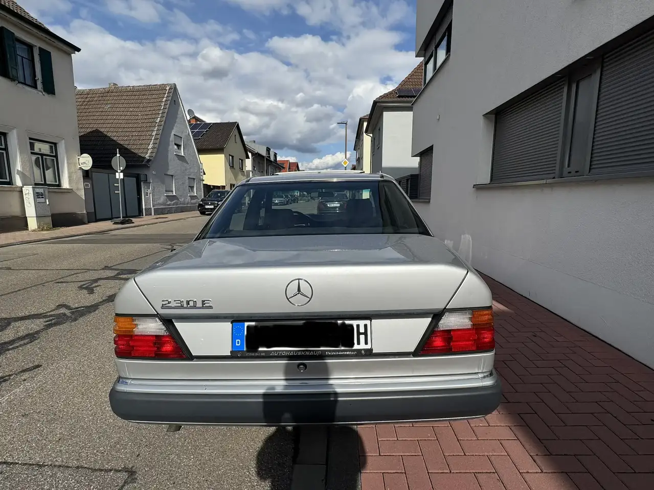Mercedes-Benz 230, foto 4