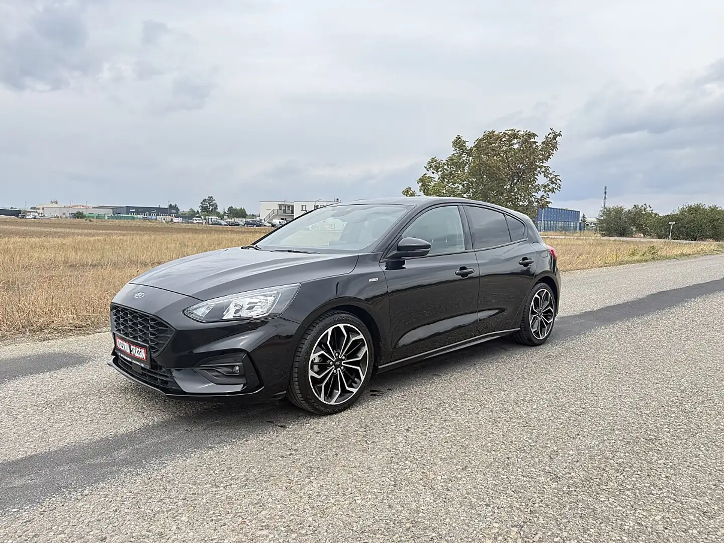 Ford Focus 1,5 EcoBlue ST-Line Schwarz - 2