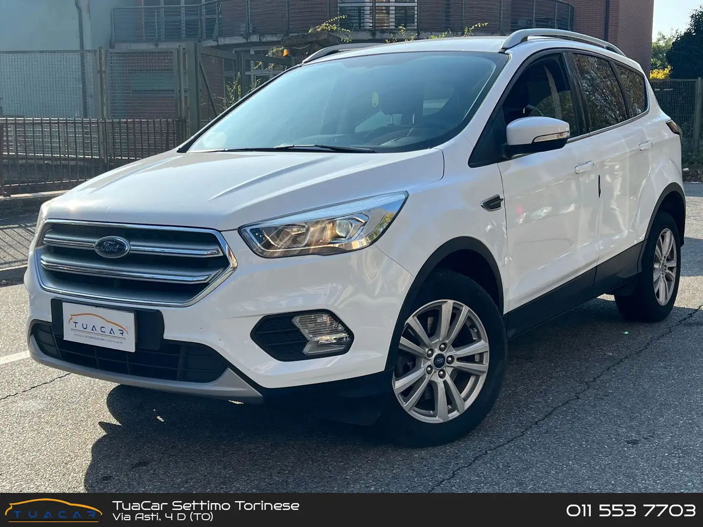 Ford Kuga 1.5 tdci ST-Line Business s&s 2wd 120cv Weiß - 1
