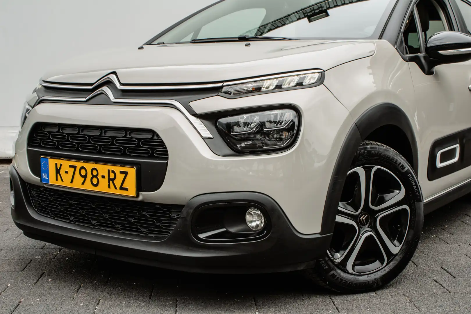 Citroen C3 1.2 PureTech Feel Navigatie apps/ Carplay/ Stoelve Gris - 2