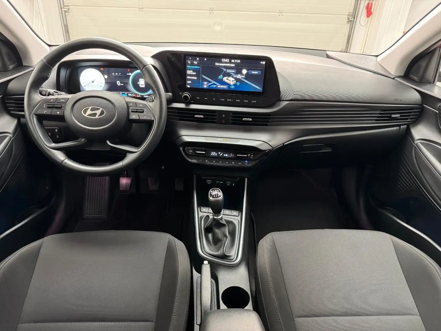 Hyundai i20 1.0 Prime 5-türig Navi Kamera 2xPDC Garantie Rot - 2
