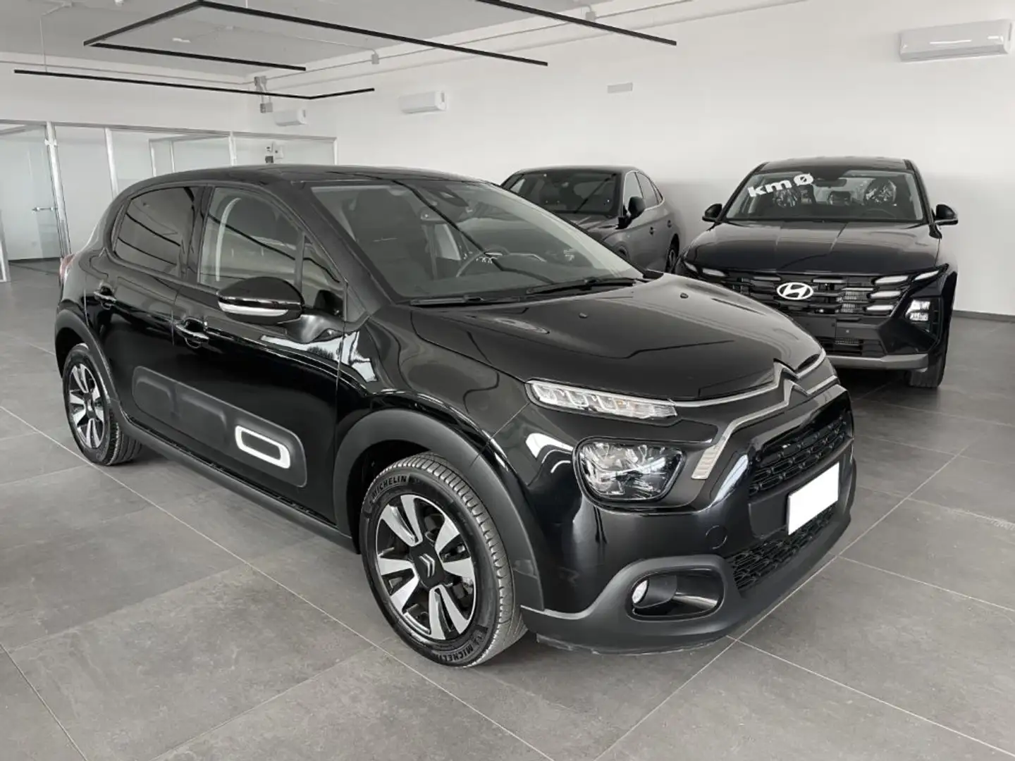 Citroen C3 1.2 PureTech 110 CV Max Nero - 1