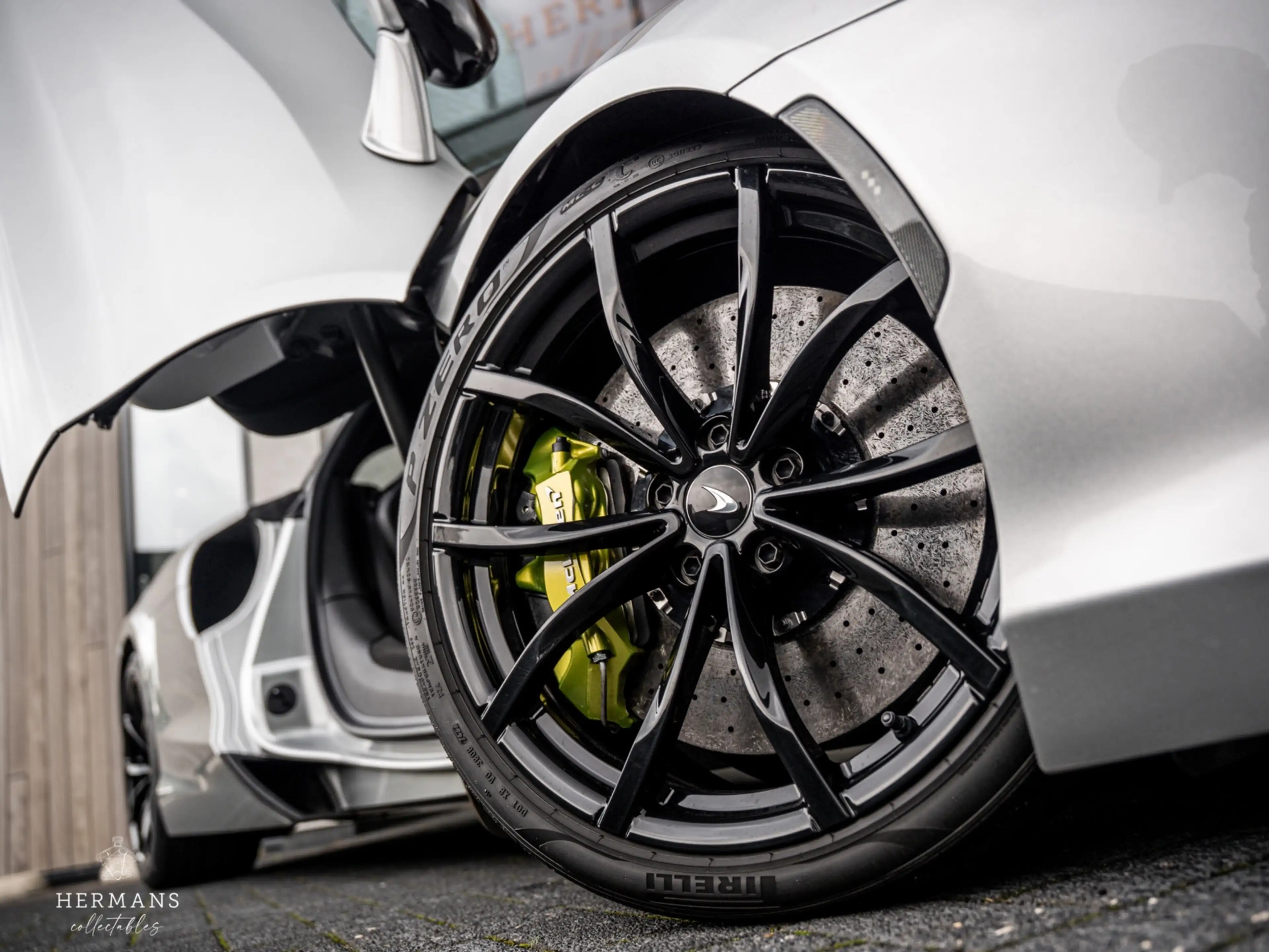 McLaren Artura 3.0 V6 Plug-in / Org. NL / PPF / Carbon / Bowers & — photo 3