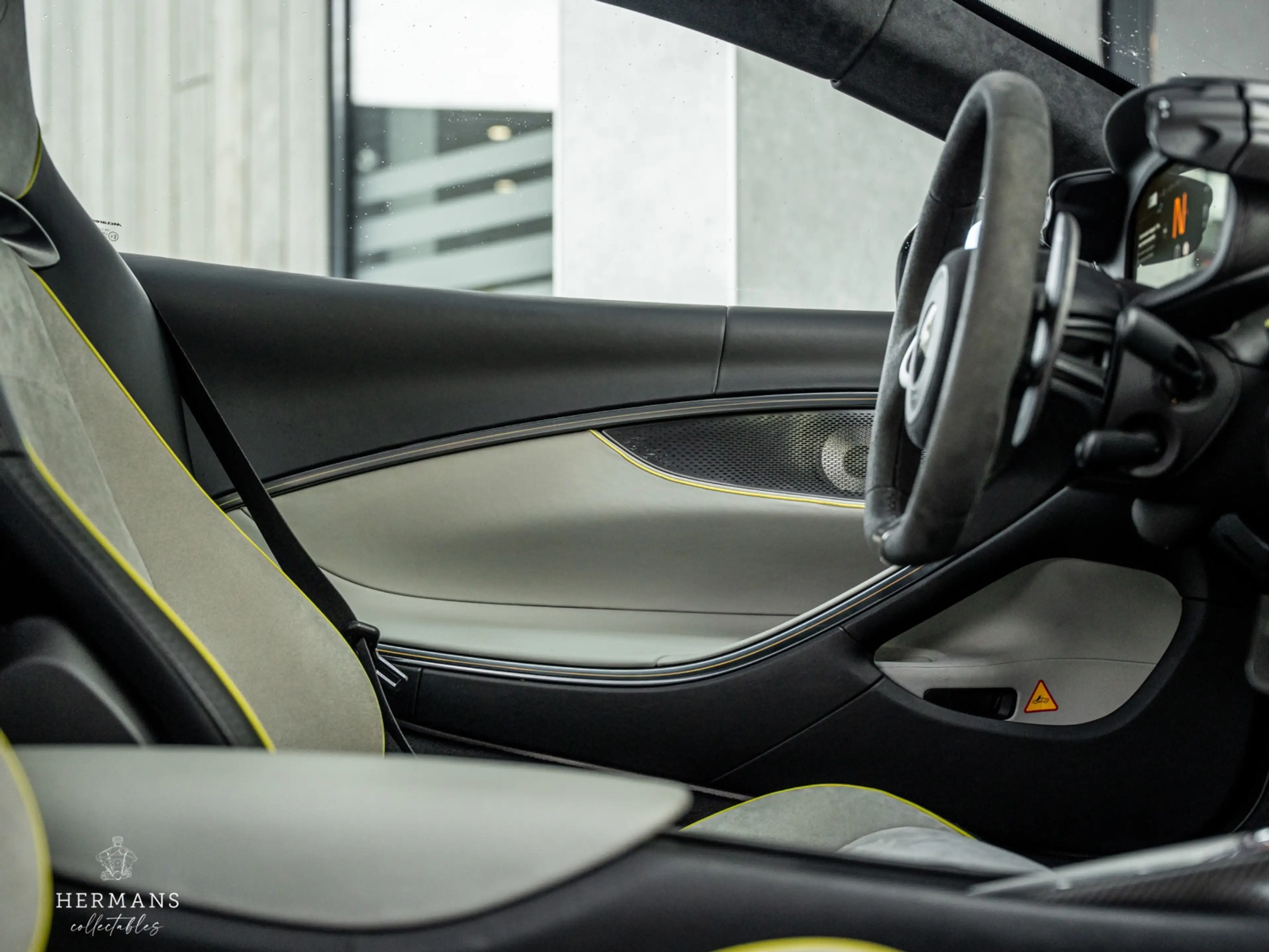McLaren Artura 3.0 V6 Plug-in / Org. NL / PPF / Carbon / Bowers & — photo 31