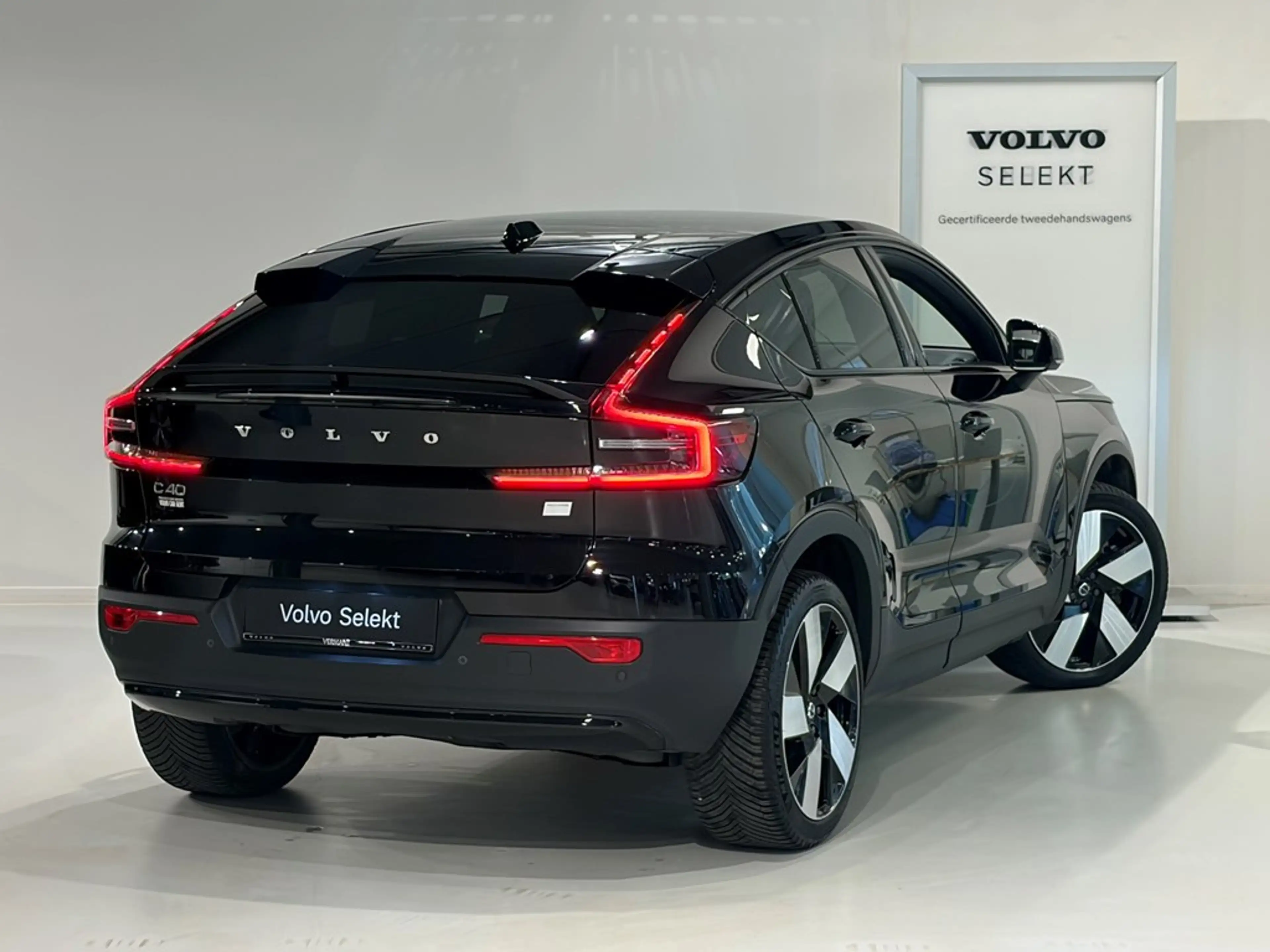 Volvo C40 Recharge Plus Extended Range — photo 2