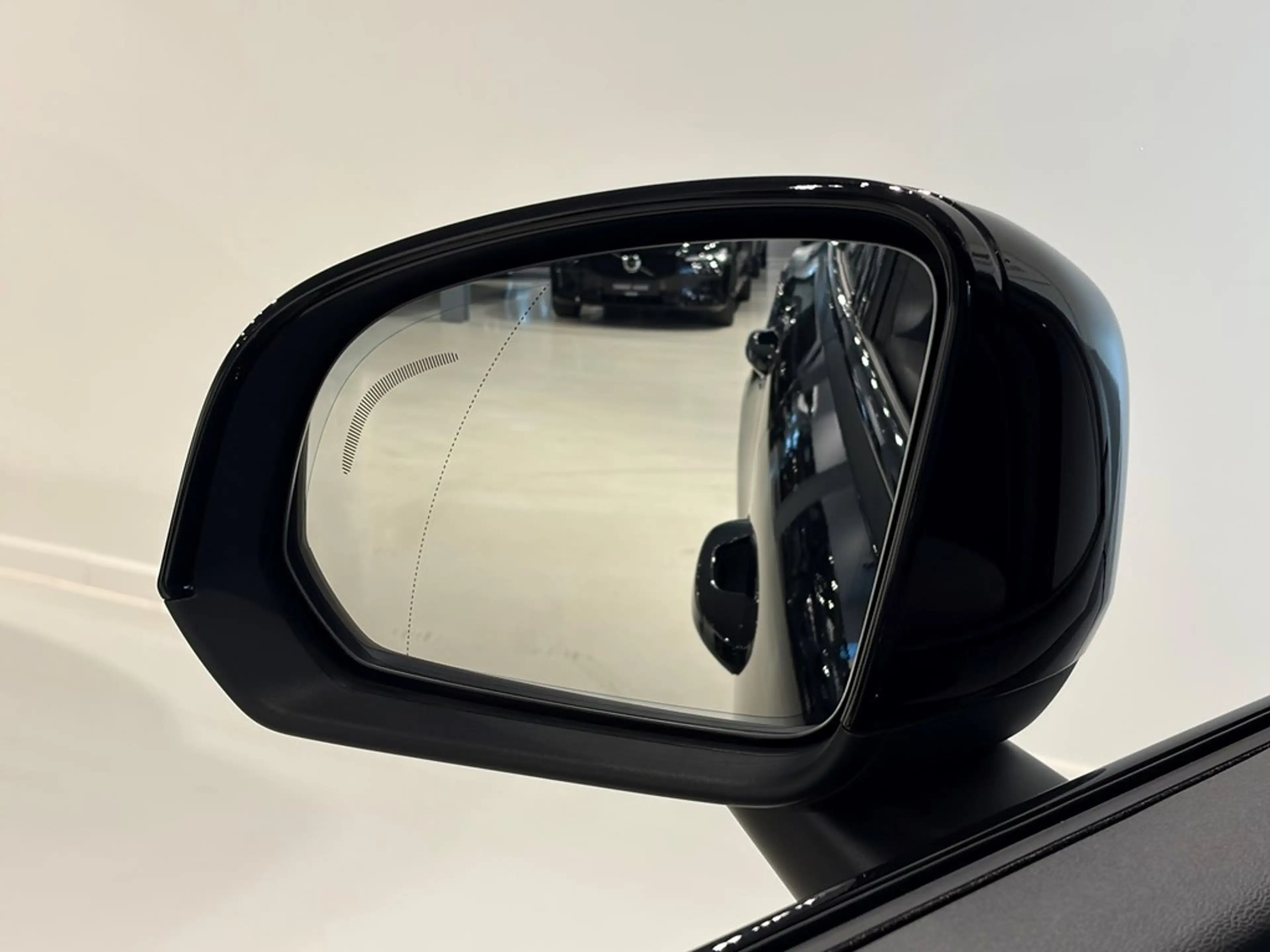 Volvo C40 Recharge Plus Extended Range — photo 9