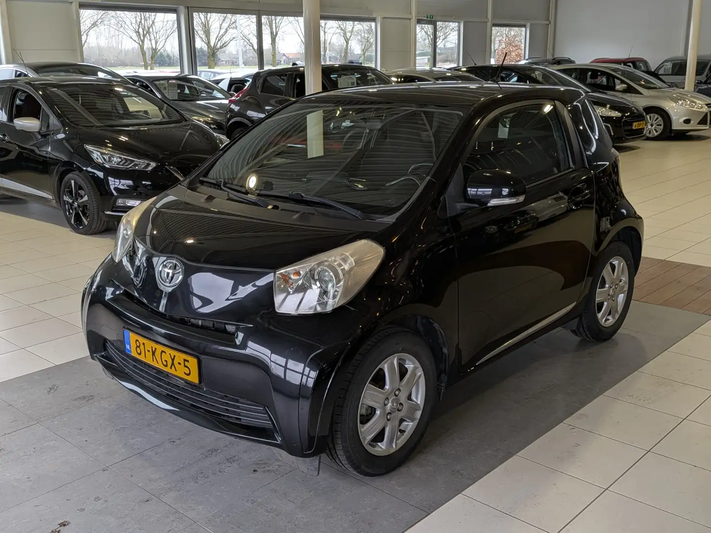 Toyota iQ 1.0 VVTi Black Edition Airco, Stuurbekrachtiging Schwarz - 2