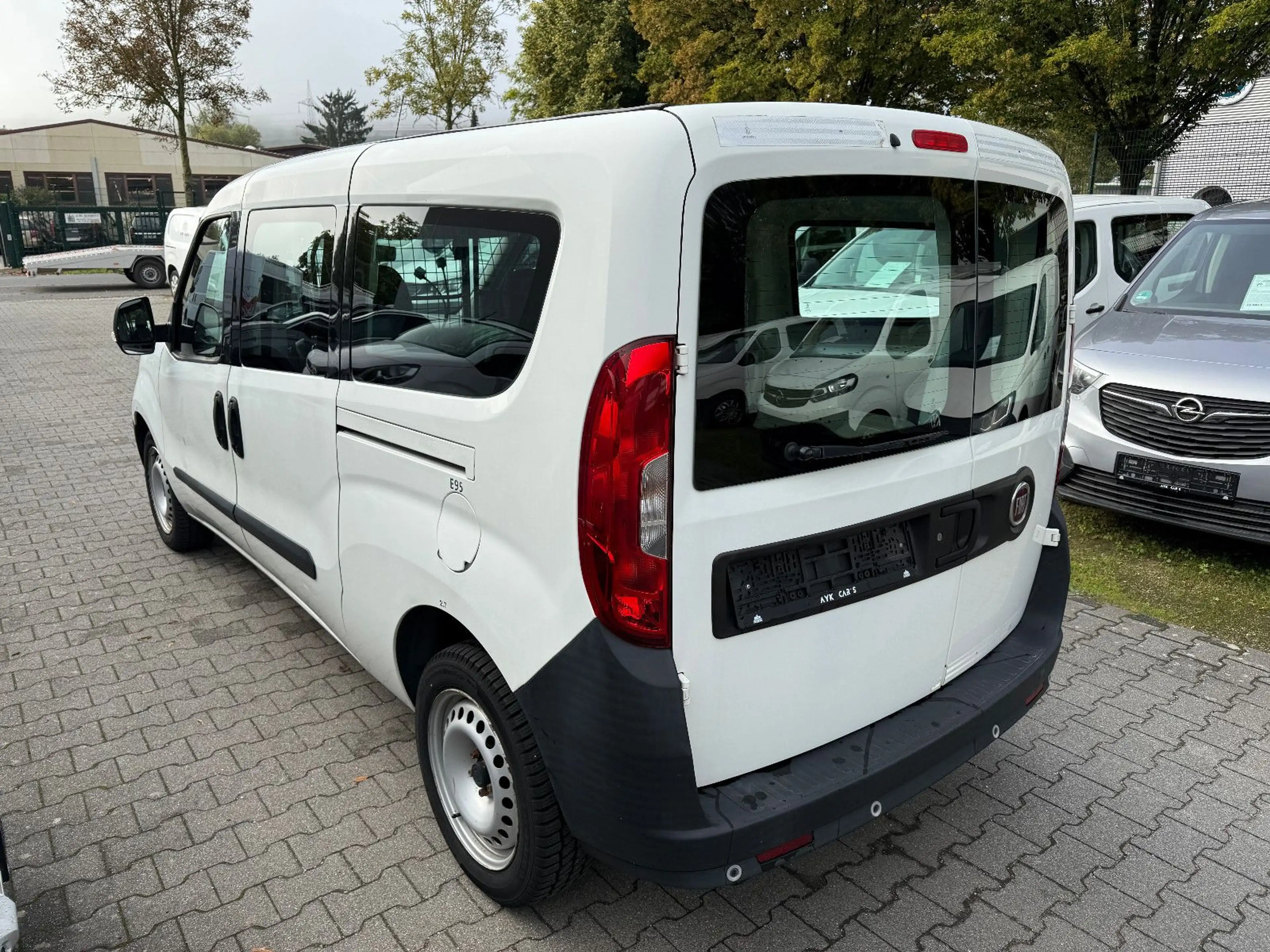 Fiat Doblo Cargo Maxi Kasten 2.Hd, Inspektion/Hu Neu — photo 4