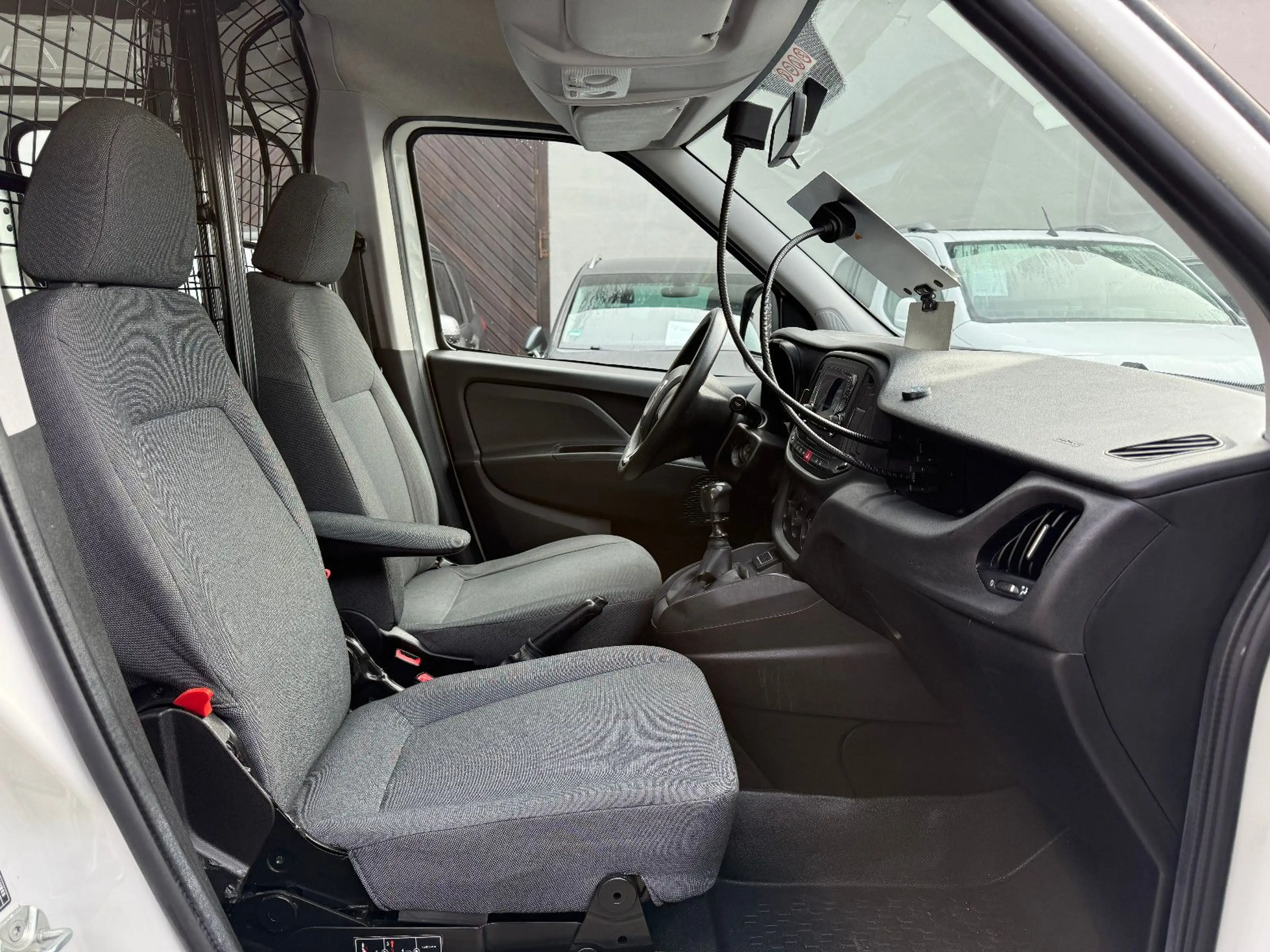 Fiat Doblo Cargo Maxi Kasten 2.Hd, Inspektion/Hu Neu — photo 8