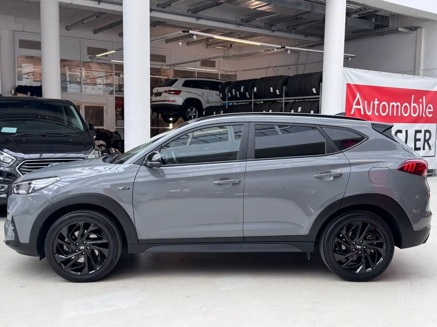Hyundai TUCSON N Line 2WD LED+NAVI+RFK+SMARTLINK Gris - 2