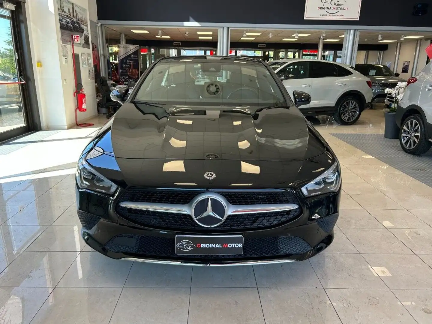 Mercedes-Benz CLA 200 d Automatic Shooting Brake Sport Plus Zwart - 1