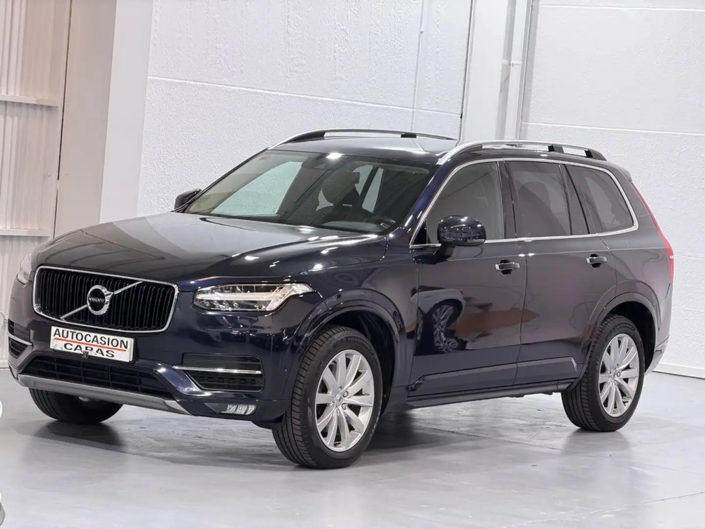 Volvo XC90 D5 Momentum 7pl. AWD 235 Aut. Negro - 2