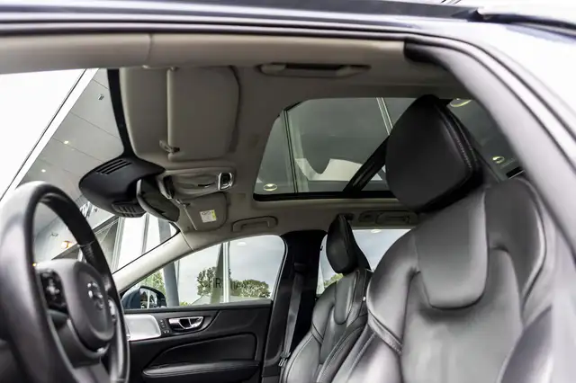 Volvo V60 view 13