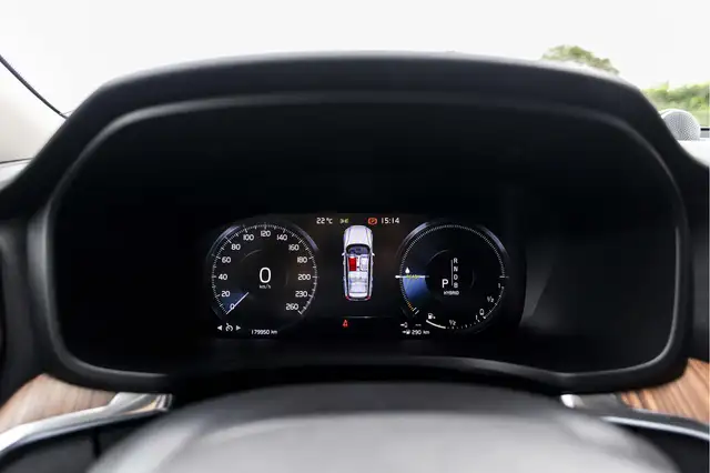 Volvo V60 view 8