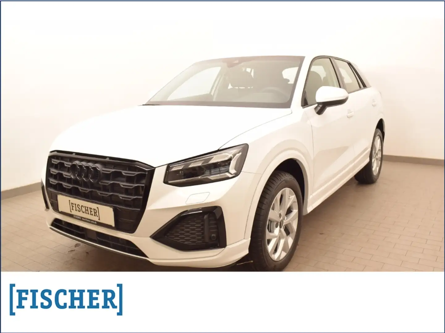 Audi Q2 30TFSI Advanced Matrix Navi SHZ Rear View GRA virt Weiß - 1