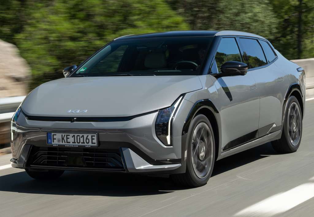 Kia EV4 Fastback Earth Launch Edition Long Range - foto 1