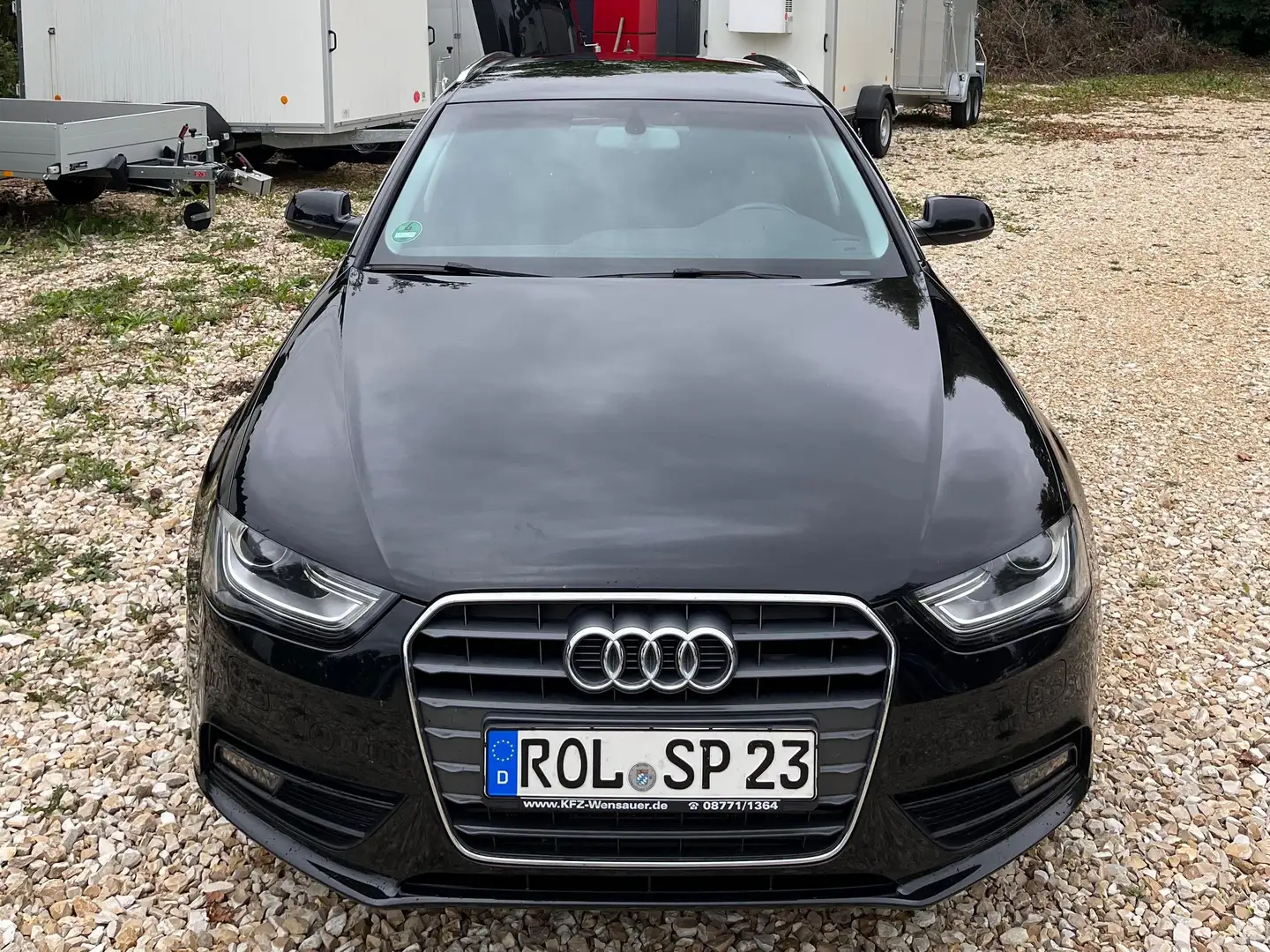 Audi A4 Ambiente Schwarz - 2