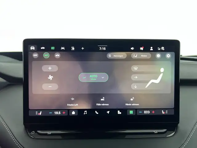 Skoda Enyaq view 12