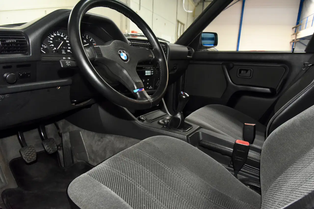 BMW 320 is e30 Italo M3, foto 11
