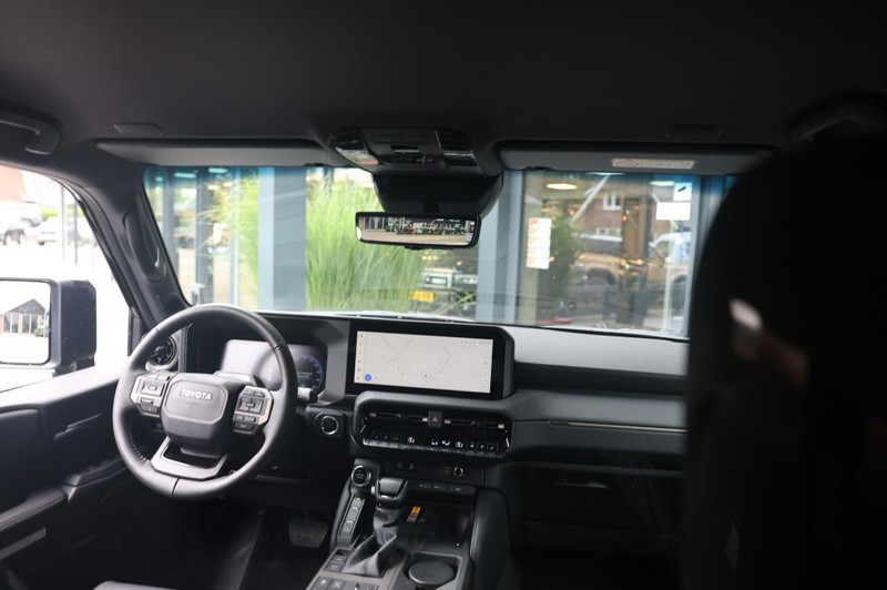Toyota Land Cruiser 2.8 D-4D 5DRS PROFESSIONAL A/T VAN — photo 29