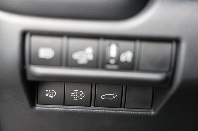 Toyota Land Cruiser 2.8 D-4D 5DRS PROFESSIONAL A/T VAN — photo 25