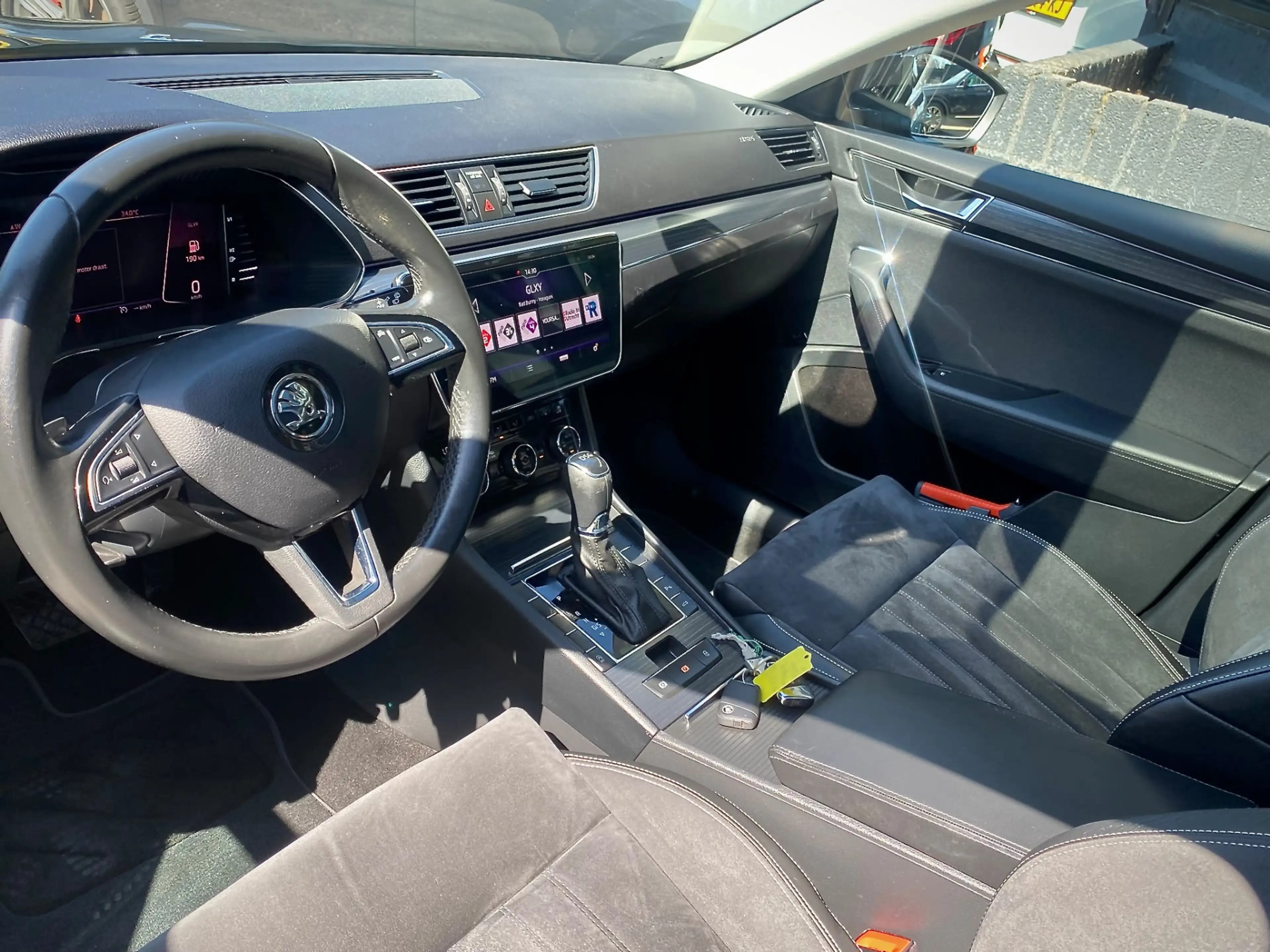 Skoda Superb Combi 1.5 TSI ACT PERFORMANCE LINE PANODAK NAVI DI — photo 4