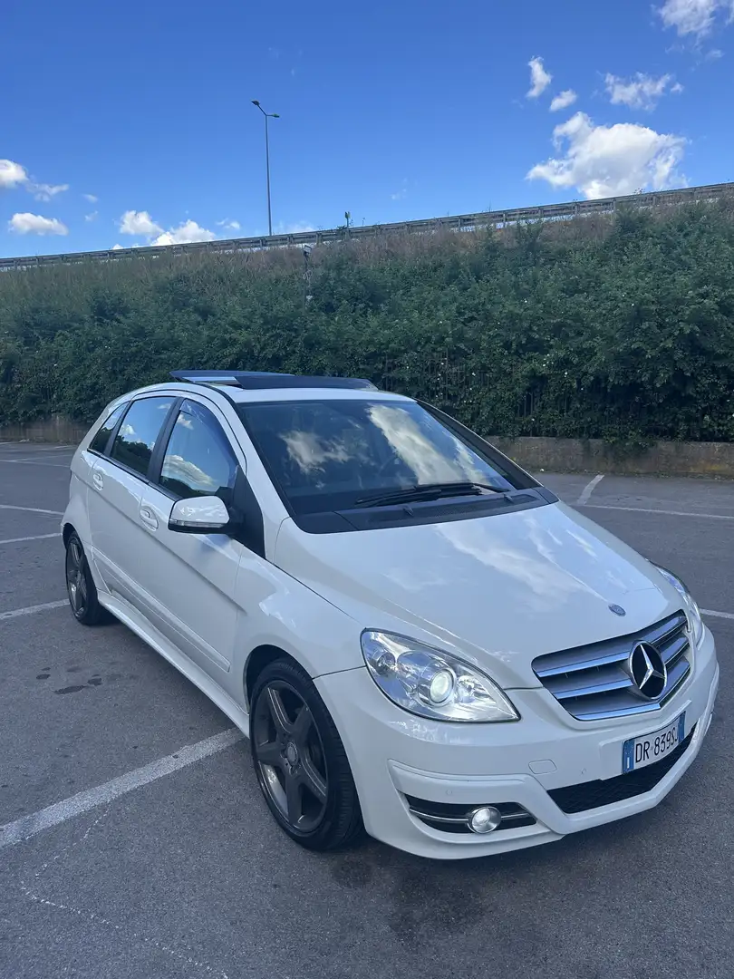 Mercedes-Benz B 150 Sport Biały - 2