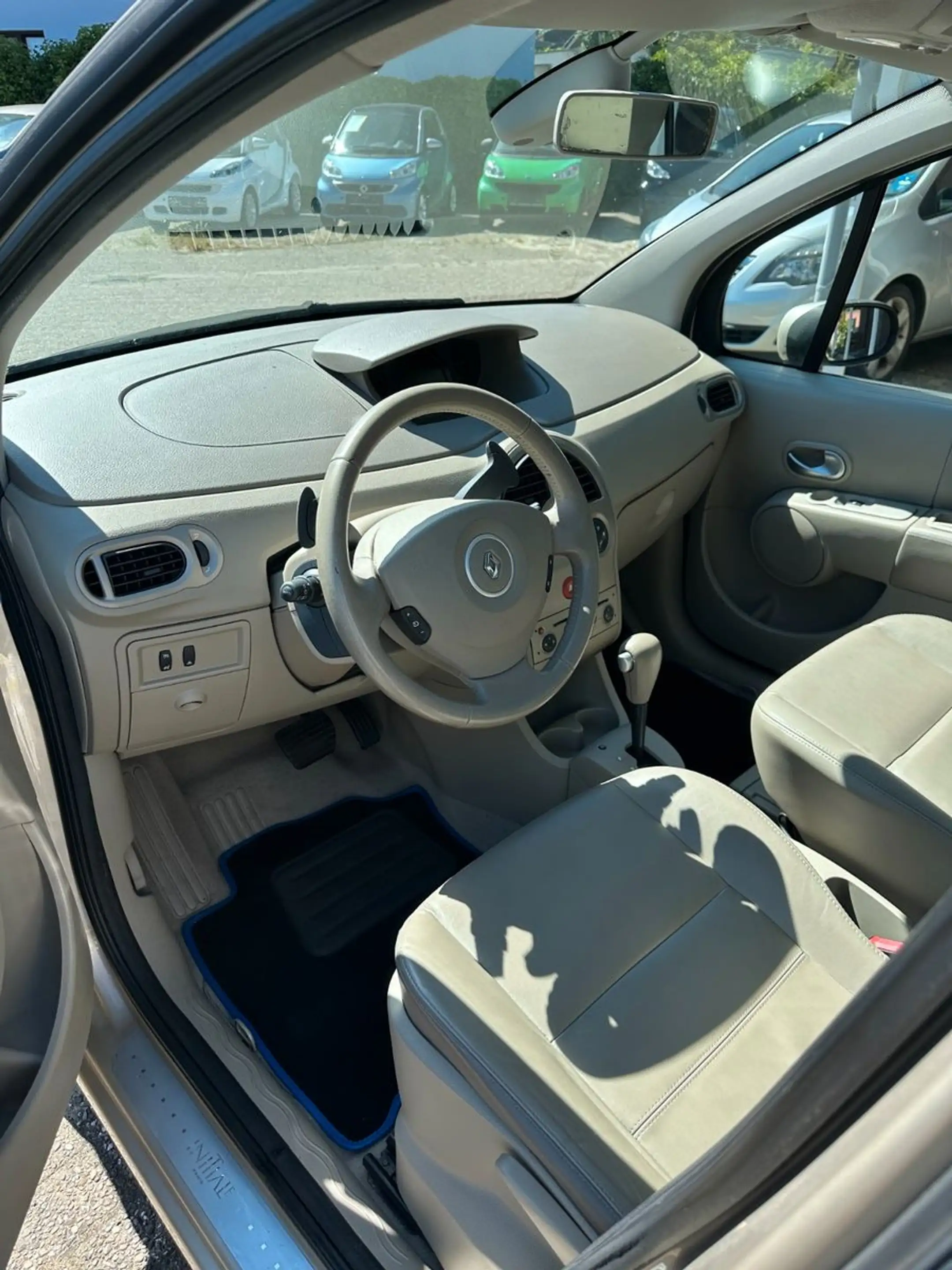 Renault Modus 1.6 L *AUTOMATIK*LEDER*PANO*ALLWETTER* — photo 9