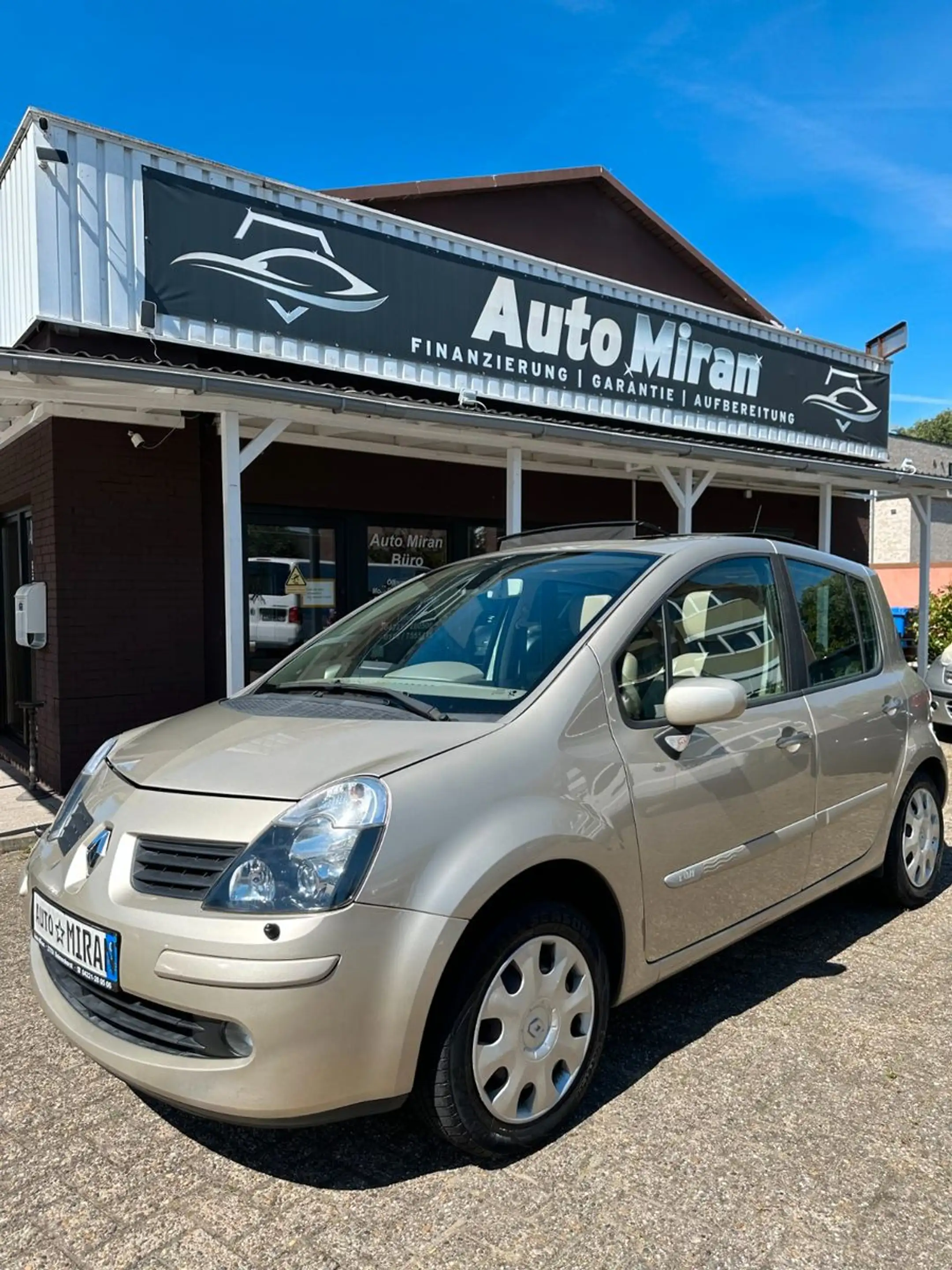 Renault Modus 1.6 L *AUTOMATIK*LEDER*PANO*ALLWETTER*