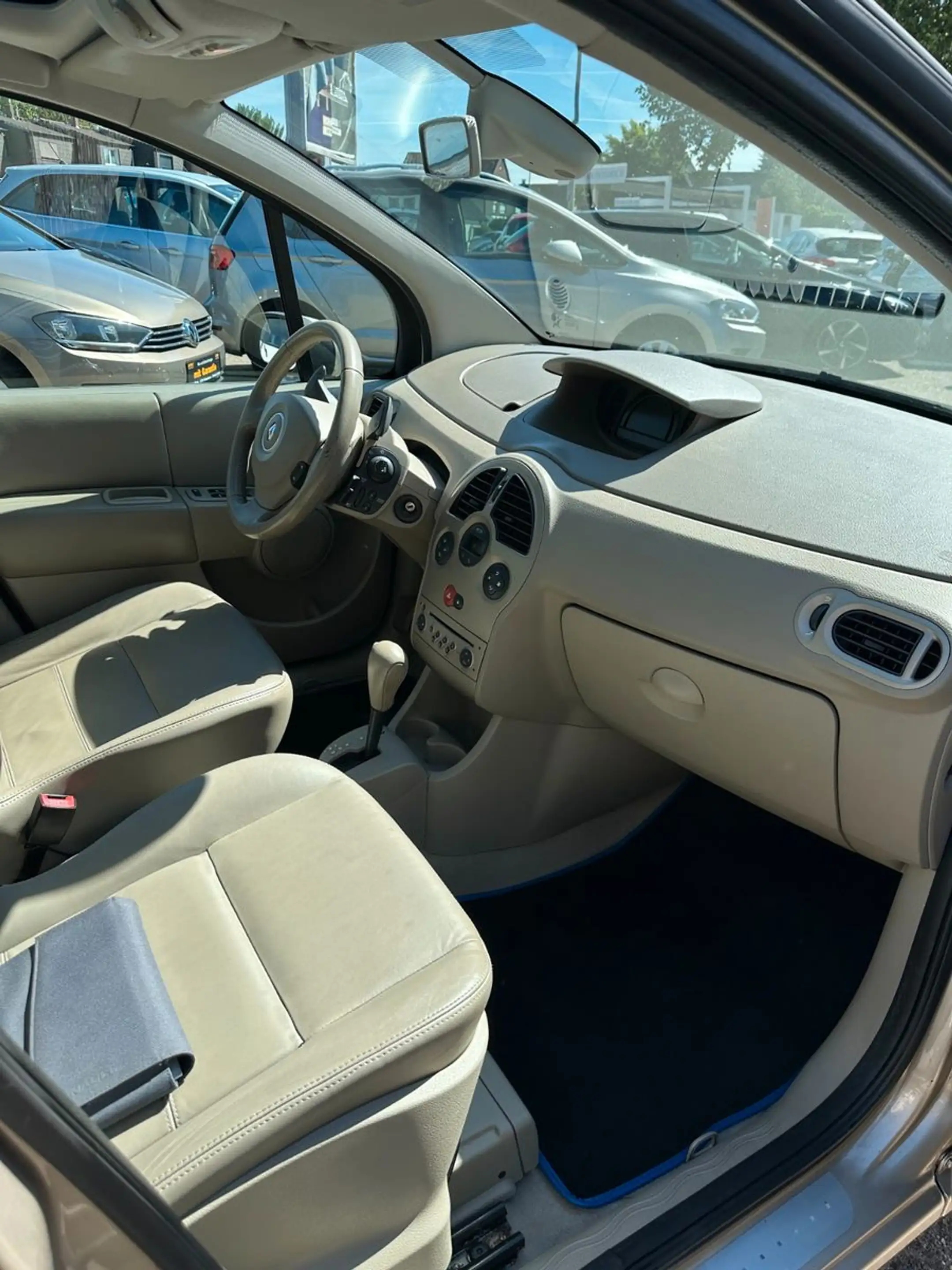 Renault Modus 1.6 L *AUTOMATIK*LEDER*PANO*ALLWETTER* — photo 13