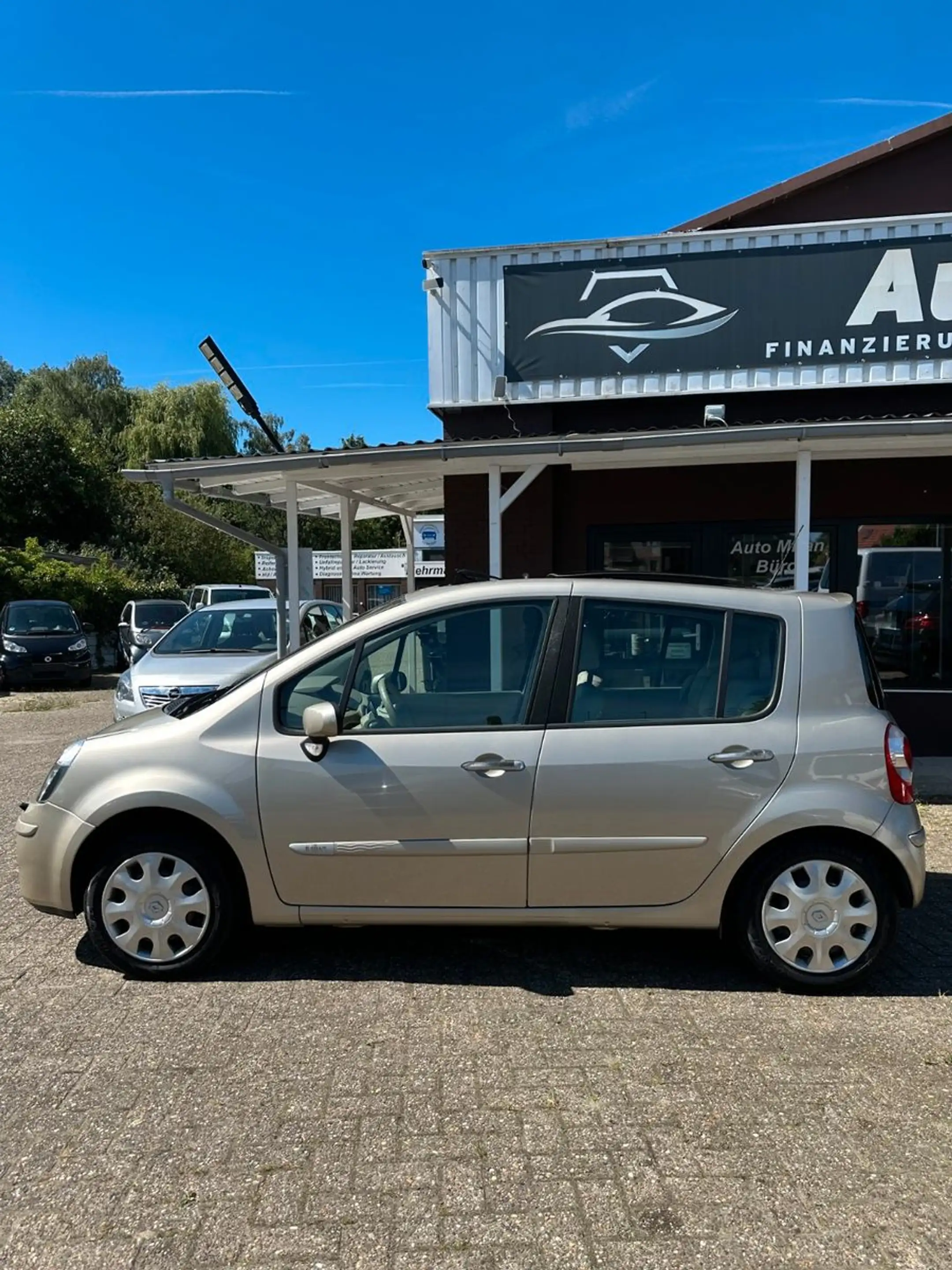 Renault Modus 1.6 L *AUTOMATIK*LEDER*PANO*ALLWETTER* — photo 8