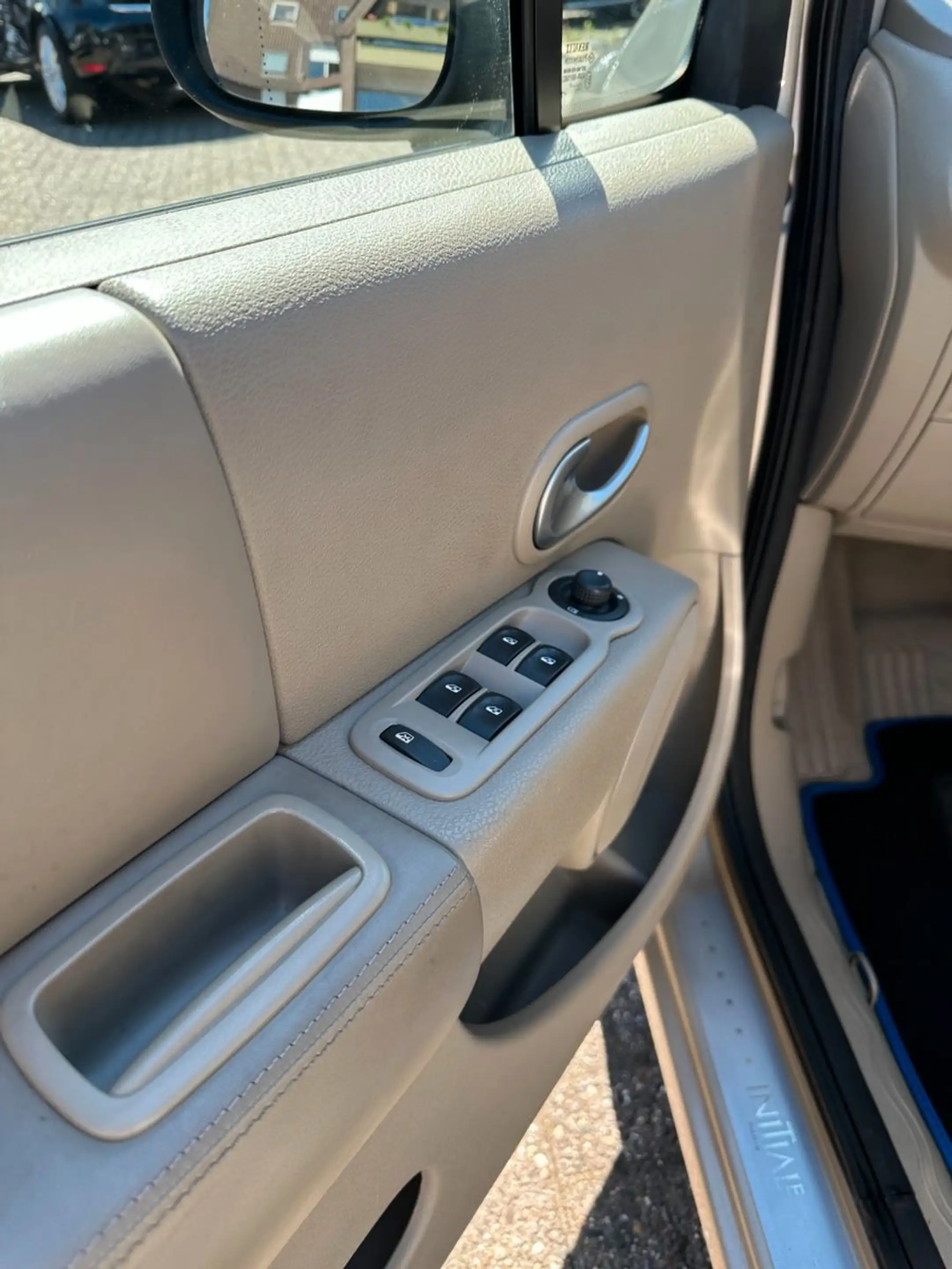Renault Modus 1.6 L *AUTOMATIK*LEDER*PANO*ALLWETTER* — photo 10