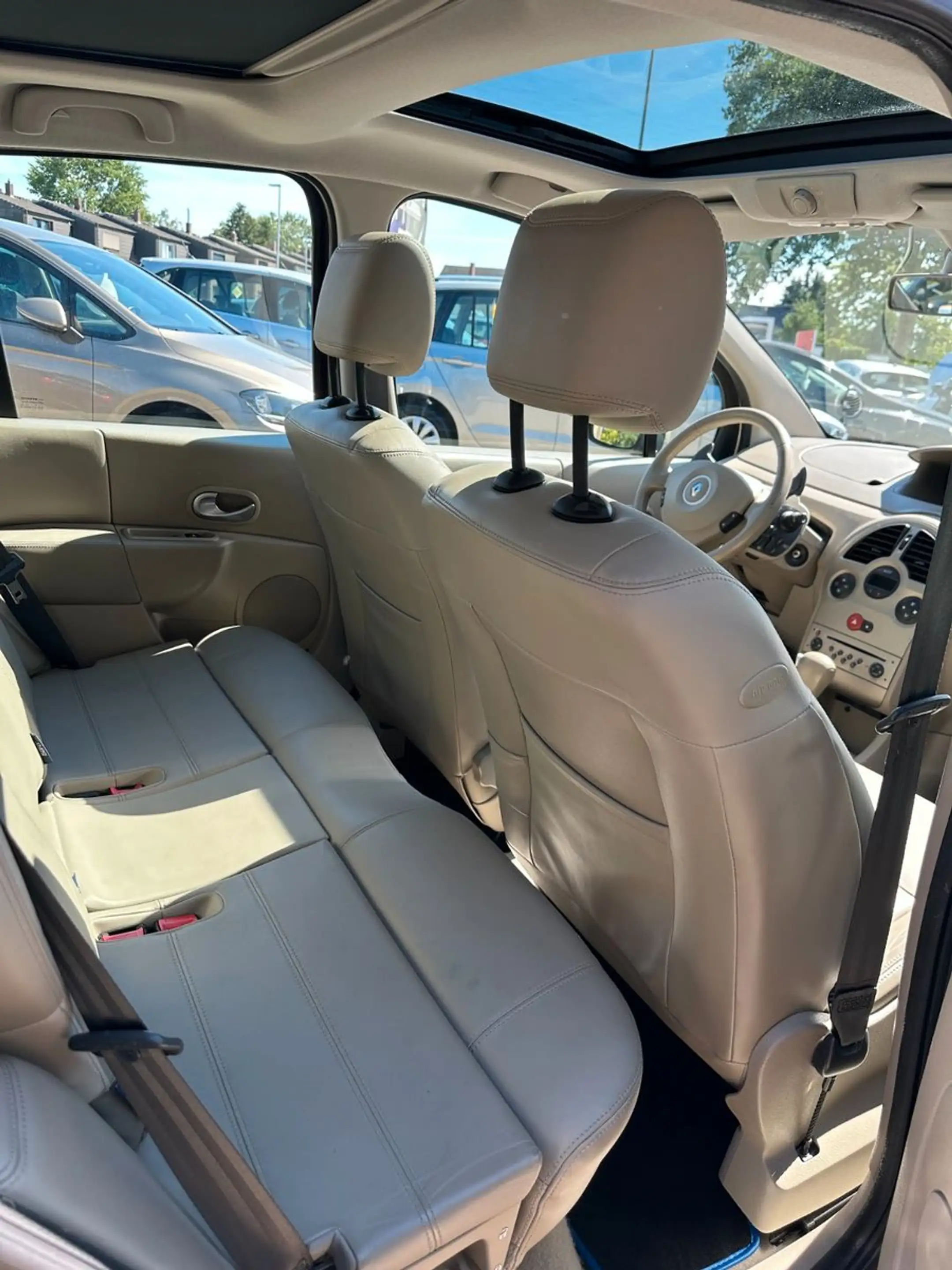 Renault Modus 1.6 L *AUTOMATIK*LEDER*PANO*ALLWETTER* — photo 12
