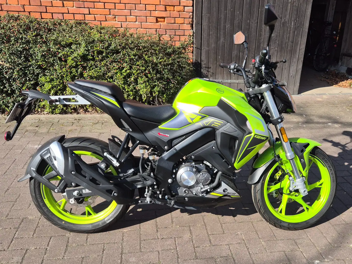 Keeway RKF 125 Verde - 1
