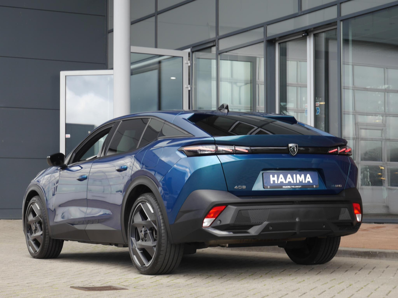 Peugeot 408 1.6 HYbrid GT 225 EAT8 First Edition | Plug in Hyb — photo 5