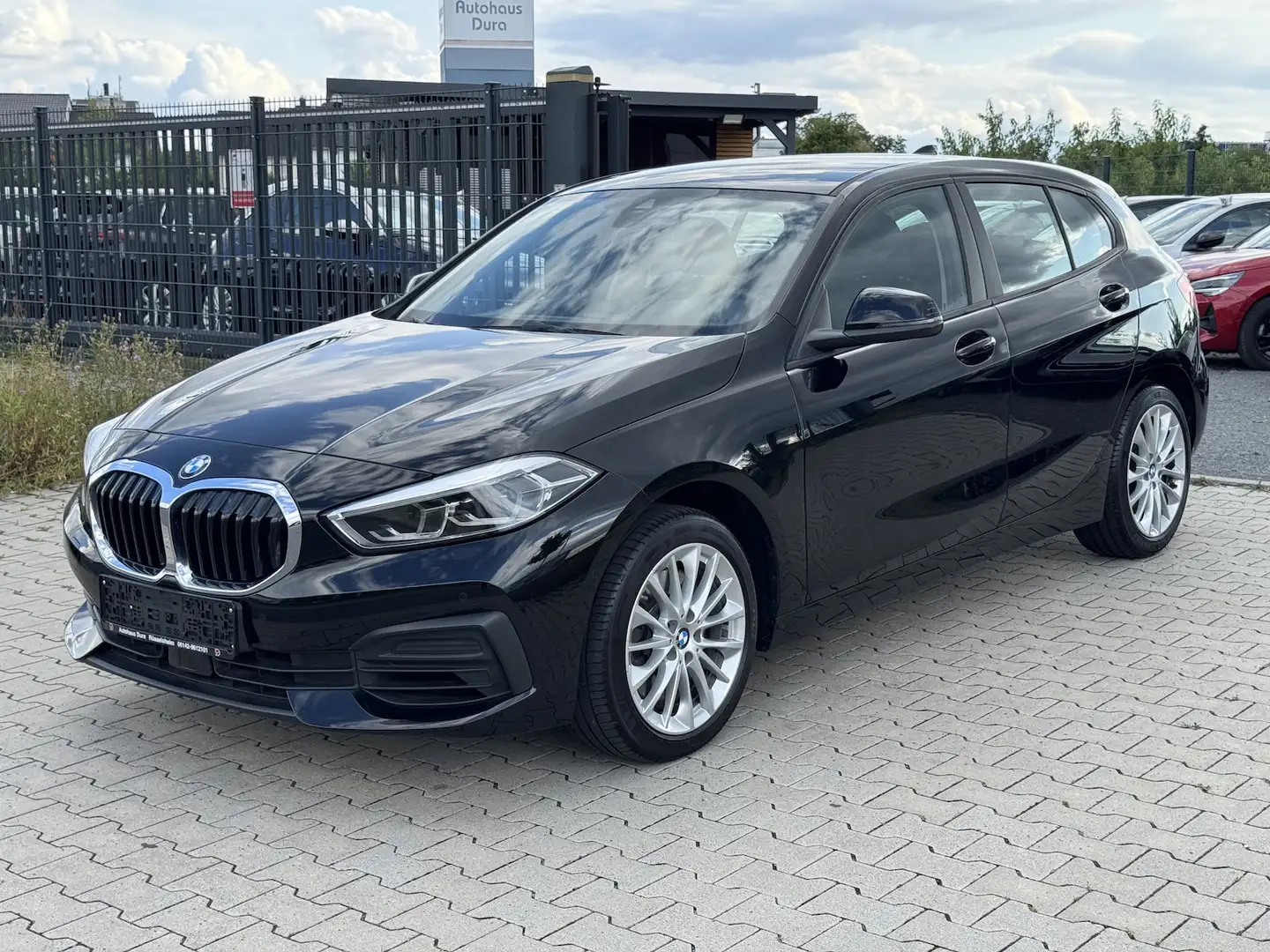 BMW 120 120i Advantage Aut. Navi+Led+Kamera+Shz+Head-Up Nero - 2