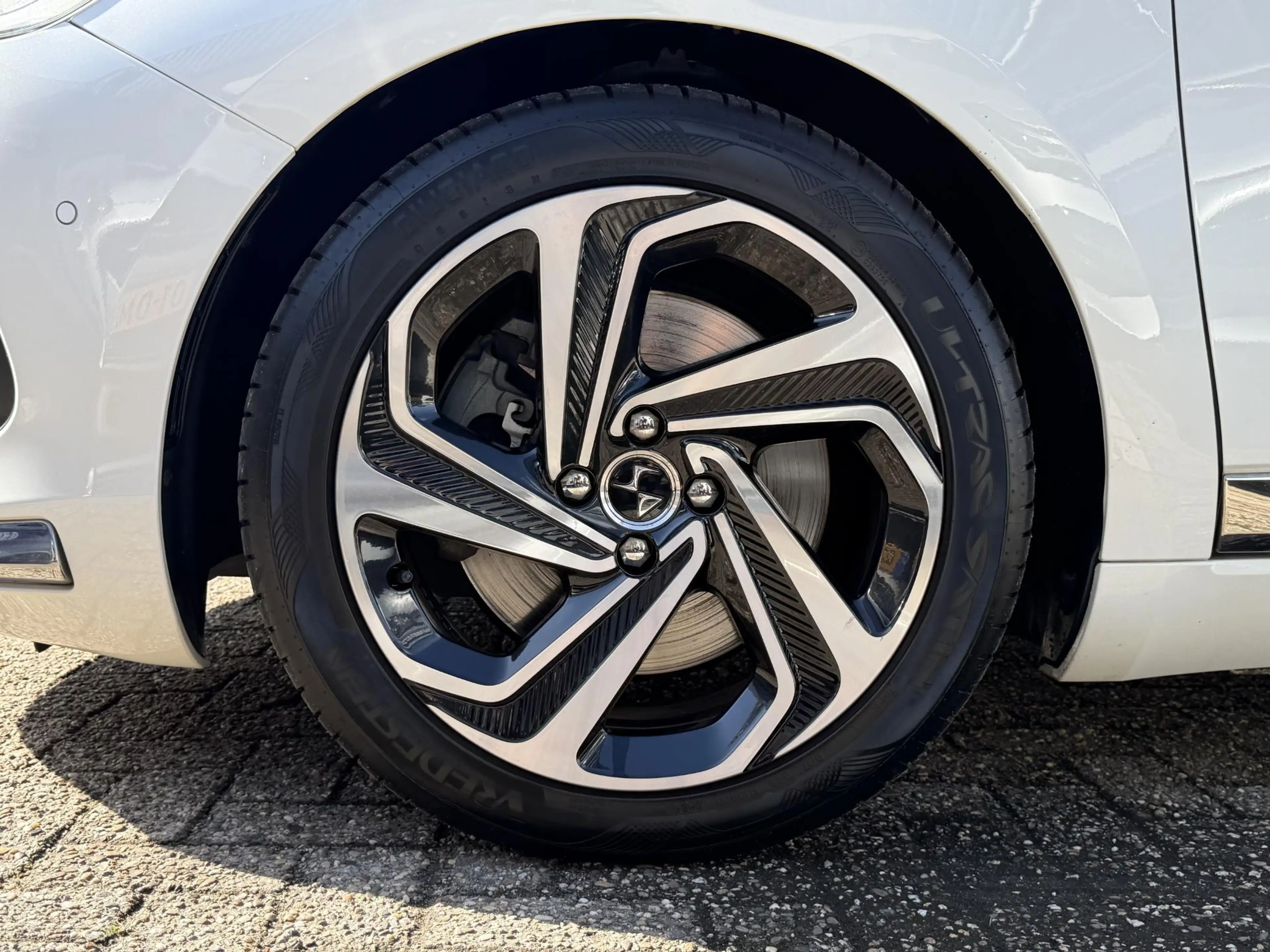 DS Automobiles DS 5 1.6 THP Chic 211 PK | Pano | LED | Leer | Navi | C — photo 40