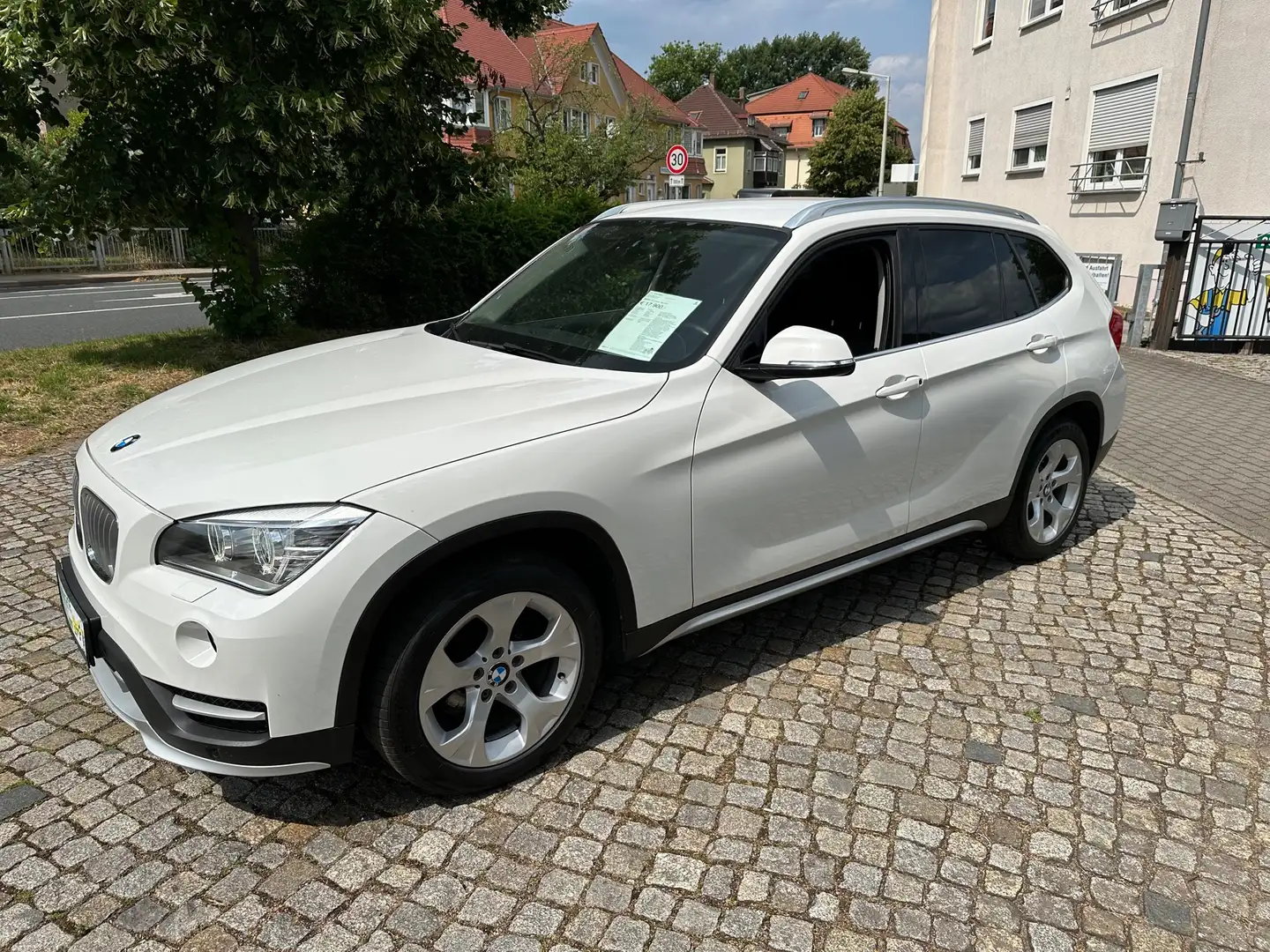 BMW X1 xDrive 18d (E84) Weiß - 2