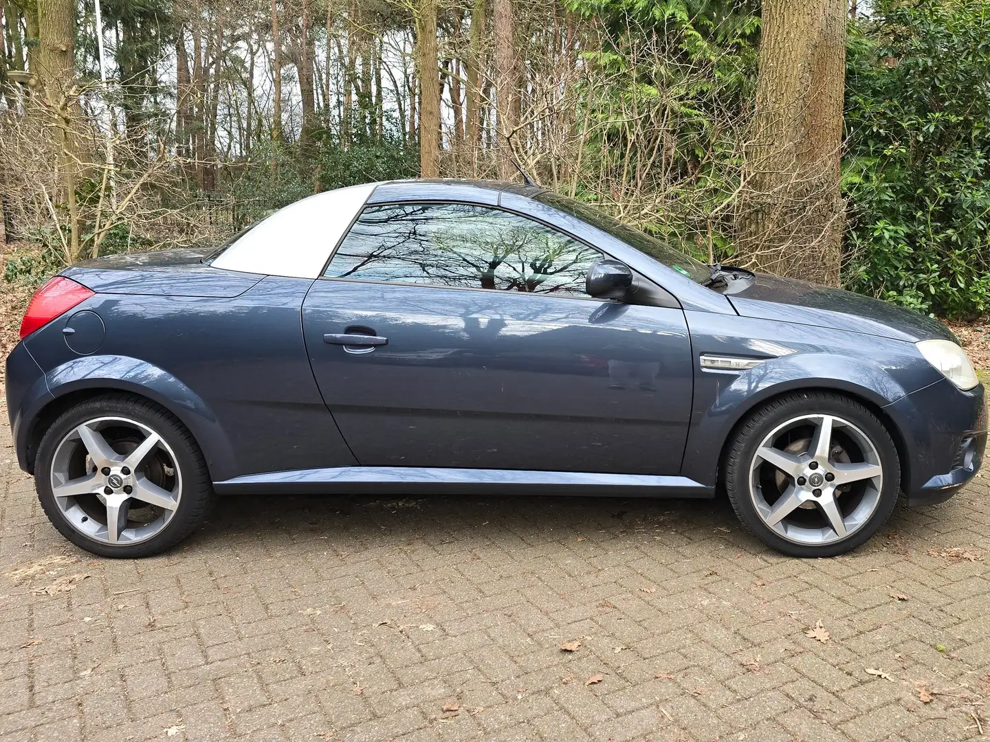 Opel Tigra Tigra 1.8-16V Editie: Linea Rosso Argent - 1