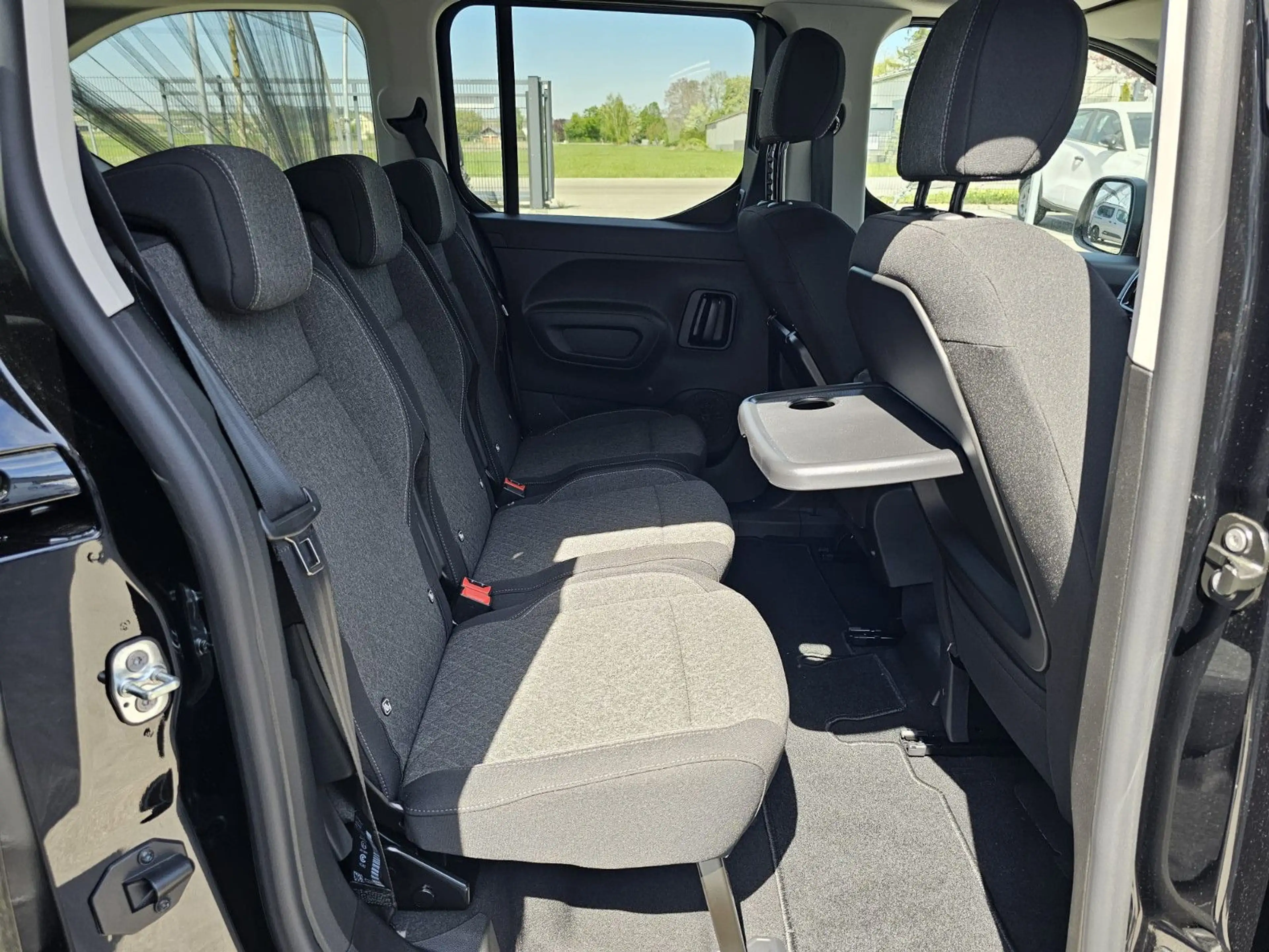 Opel Combo Life Combo 1.5 Life E GS XL 7-Sitzer*Connect+Paket*17 — photo 23