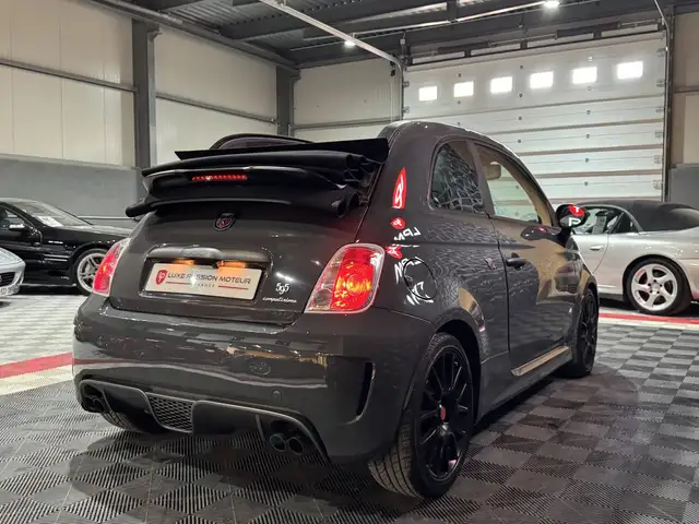 Abarth 500c view 7
