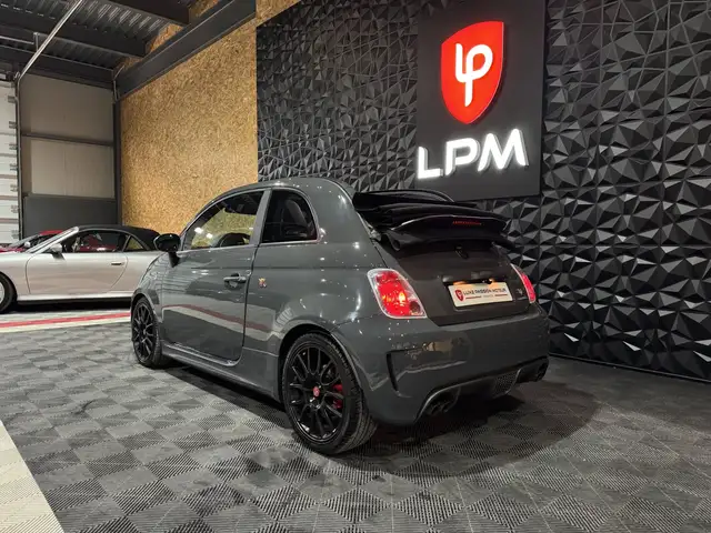 Abarth 500c view 5