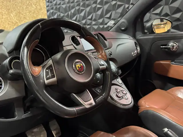 Abarth 500c view 11