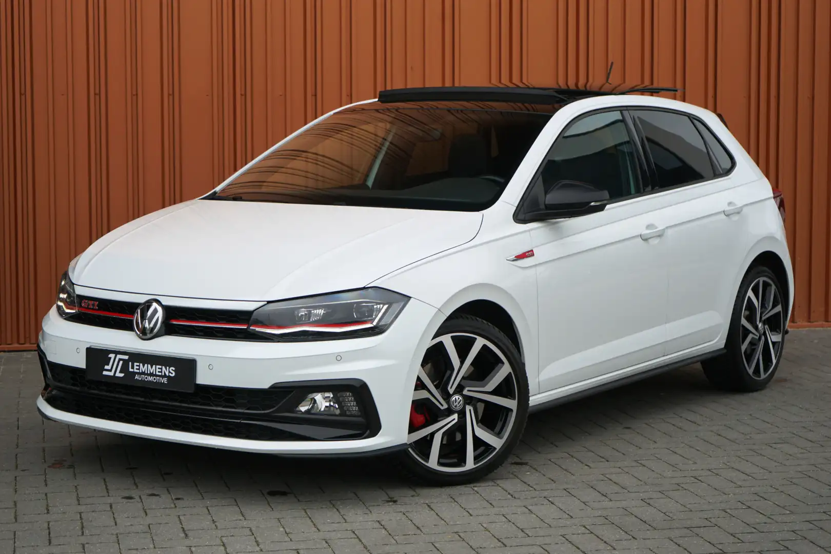 Volkswagen Polo GTI 2.0 TSI DSG 200PK Panodak LED ACC Virtual Carplay Bílá - 1