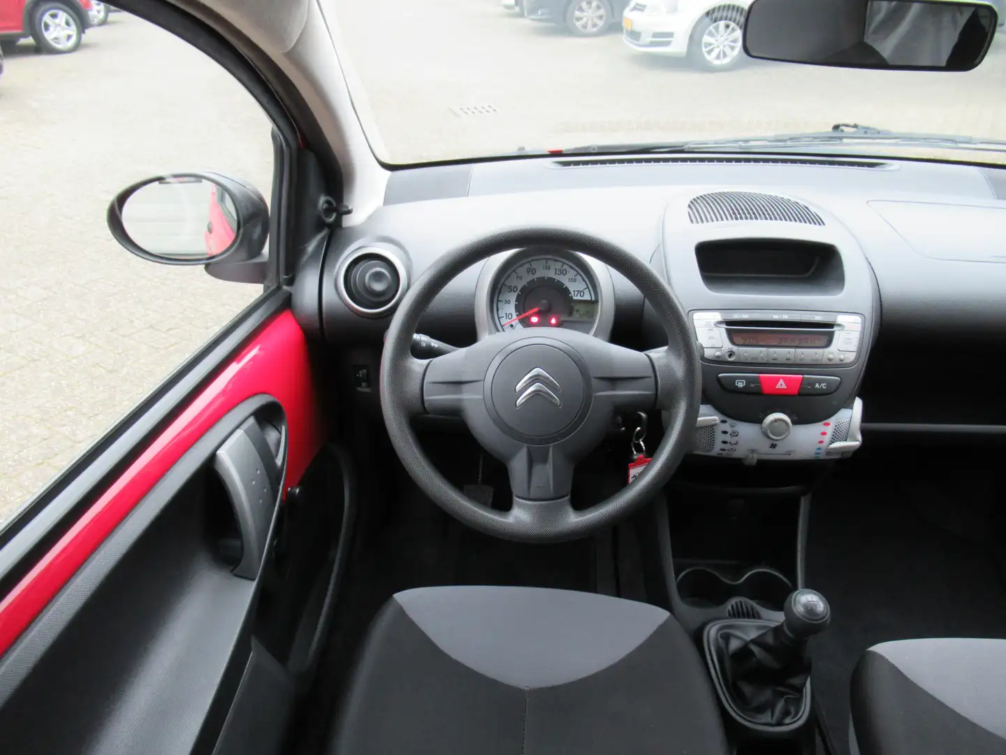 Citroen C1 1.0 Attraction Rood - 2